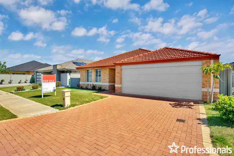 Second view of Homely house listing, 15 Hearst Link, Piara Waters WA 6112