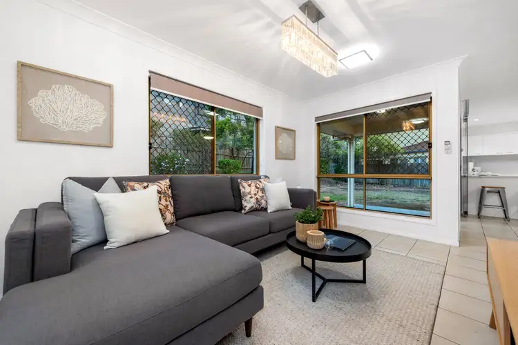 33 Sunset Place, Mcdowall QLD 4053