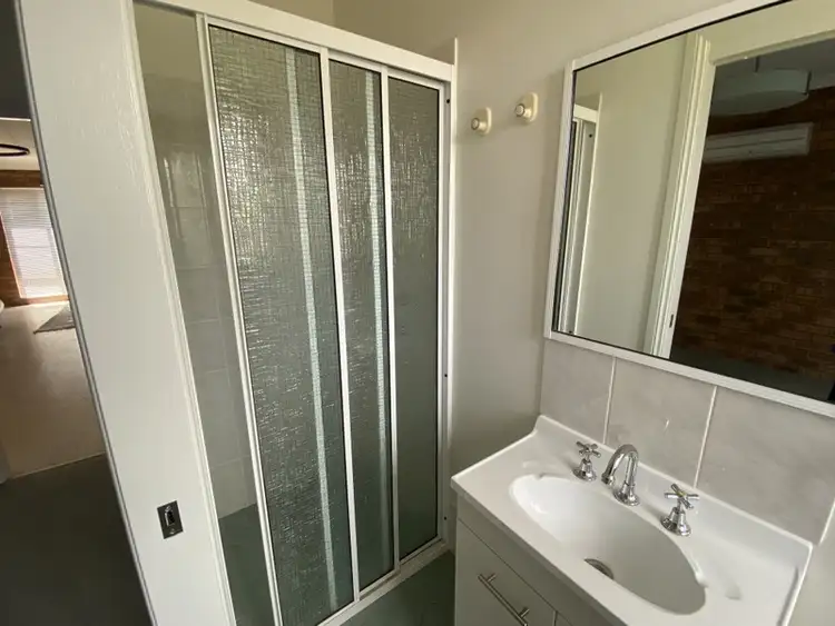 Fifth view of Homely house listing, 1 Mendos Place, Parkes NSW 2870