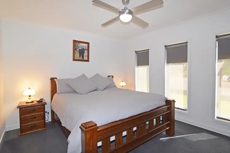 Fifth view of Homely house listing, 53 Betty Krake Drive, Red Cliffs VIC 3496