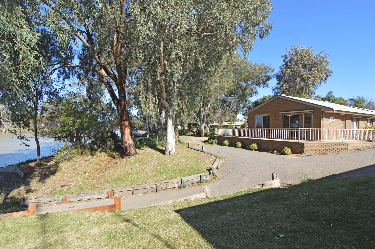 Main view of Homely unit listing, 6/221-223 Adams Street, Wentworth NSW 2648