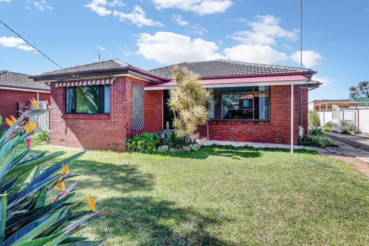25 Brownsville Ave, Brownsville NSW 2530
