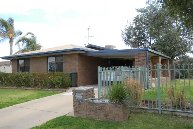 280 NOYES STREET, Deniliquin NSW 2710