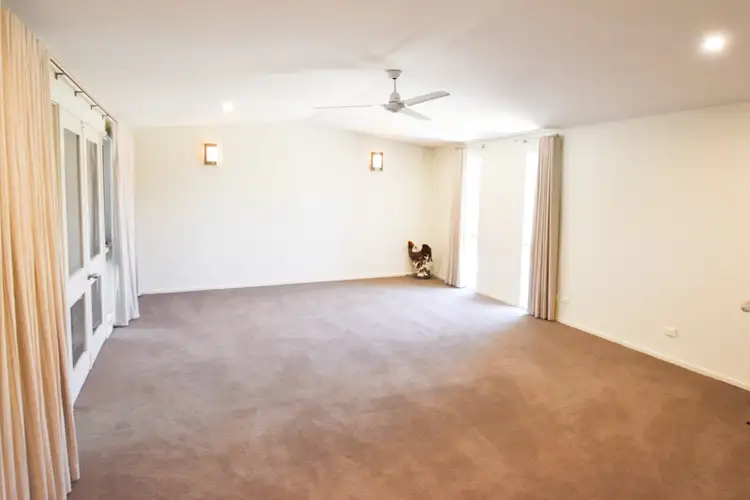 Fifth view of Homely house listing, 7 GILLESPIE COURT, Deniliquin NSW 2710