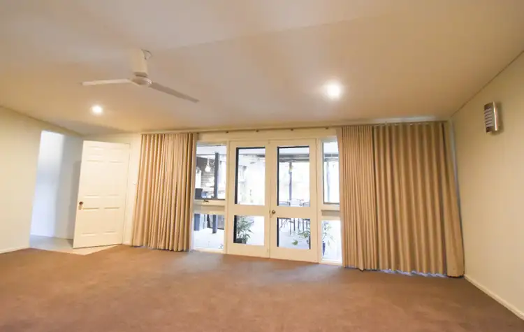 Sixth view of Homely house listing, 7 GILLESPIE COURT, Deniliquin NSW 2710