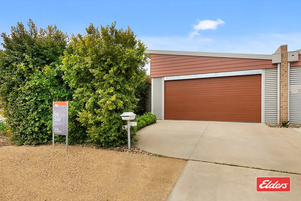 Main view of Homely townhouse listing, 8 Wonga Place, Yarrawonga VIC 3730