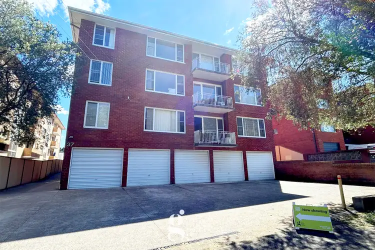 4/37 Forster Street, West Ryde NSW 2114