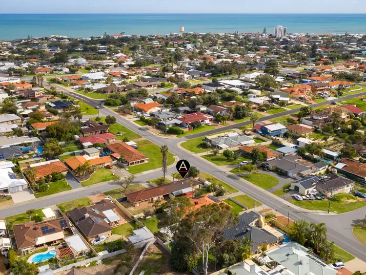 114a McLarty Road, Halls Head WA 6210