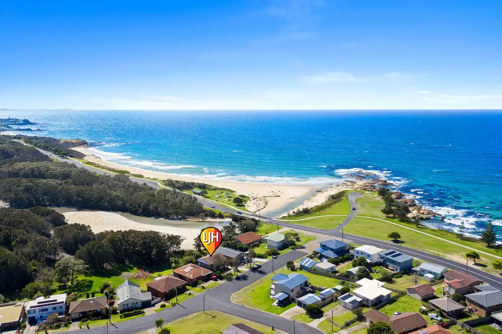 Main view of Homely house listing, 5 Lakeside Drive, Kianga NSW 2546