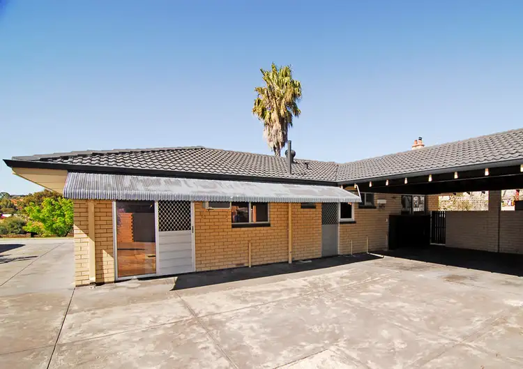 Fifth view of Homely house listing, 1a Adrian, Palmyra WA 6157