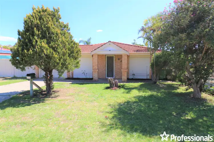 114 Lowanna Way, Armadale WA 6112