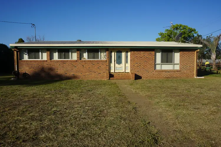 77 CHURCH STREET, St George QLD 4487