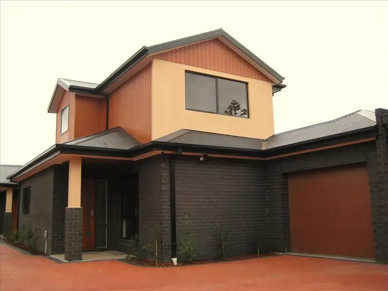 Main view of Homely townhouse listing, 2/73 Hansen Street, Altona North VIC 3025