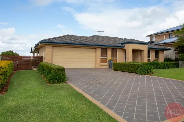 5 Acer Terrace, Thornton NSW 2322