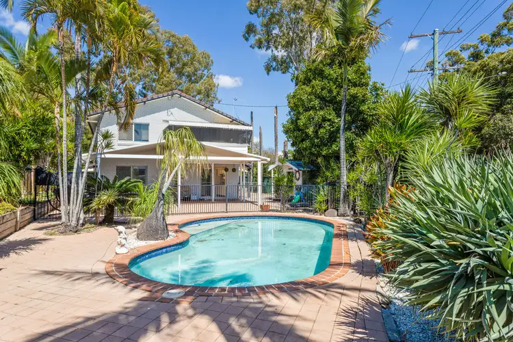 25 Schneider Avenue, Labrador QLD 4215