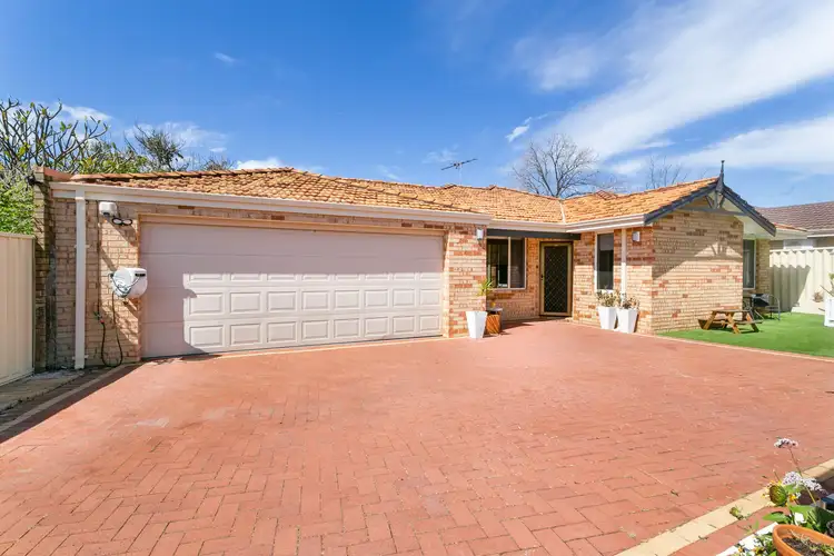 18A Latham Street, Alfred Cove WA 6154