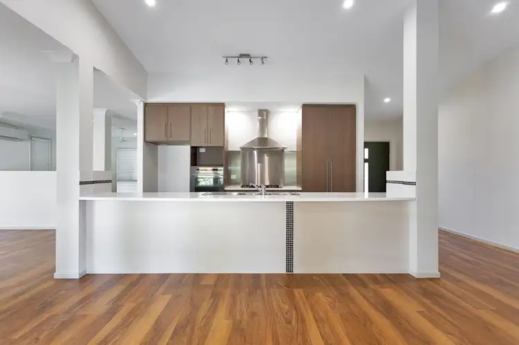 Second view of Homely house listing, 7 Mark Crescent, Glenella QLD 4740