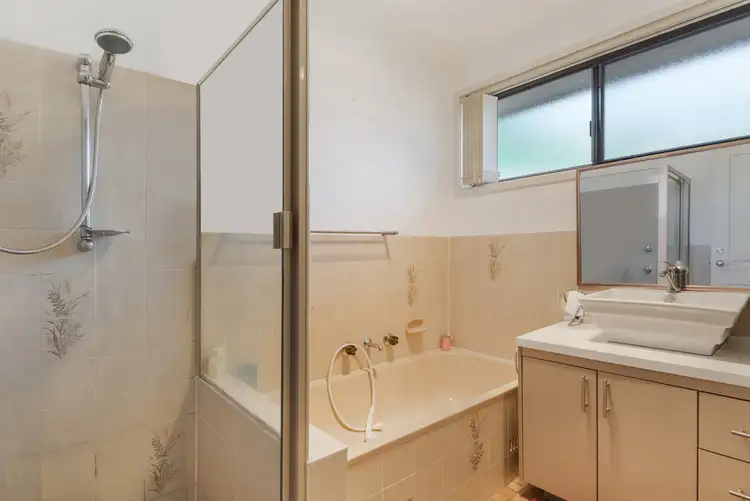 Sixth view of Homely house listing, 9 Quinn Place, Prairiewood NSW 2176