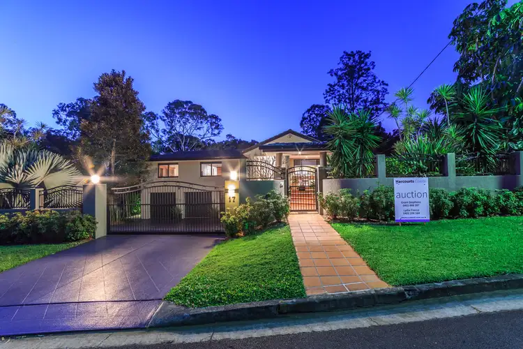 17 Midgera Street, Ashmore QLD 4214