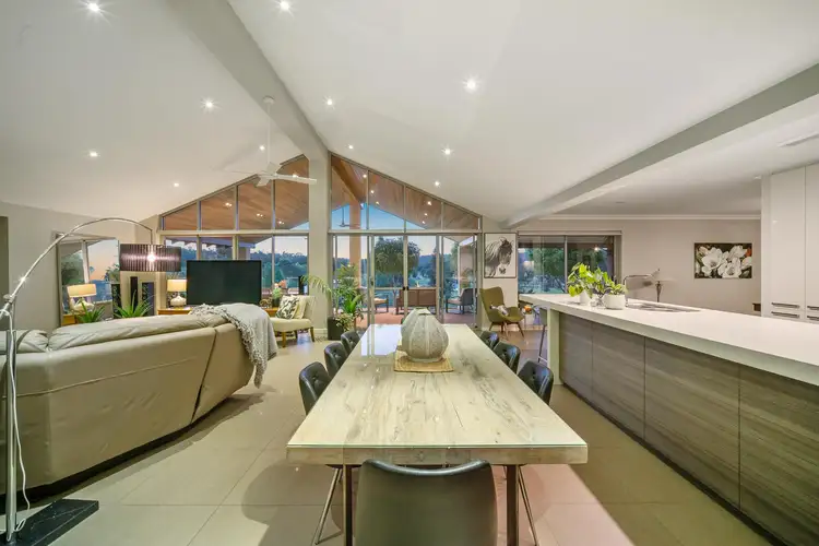 7 Ryan Road, Pickering Brook WA 6076