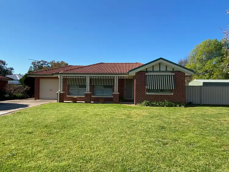 1 86 PEEL STREET, Holbrook NSW 2644