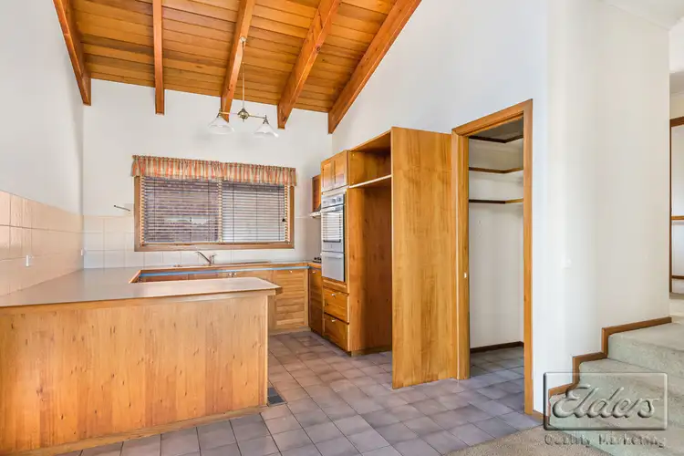 Fifth view of Homely house listing, 26 CHERITON DRIVE, Strathdale VIC 3550
