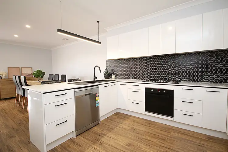 Third view of Homely house listing, 1/27 Derry Parade, Horsham VIC 3400