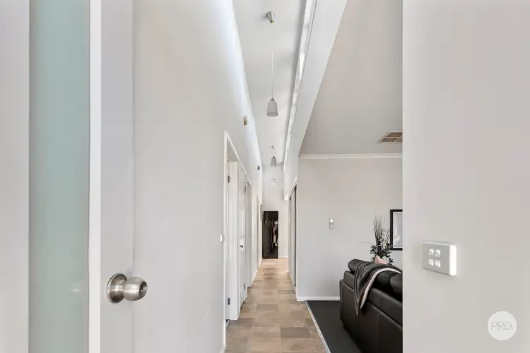 Second view of Homely house listing, 1/3a Bailey Street, California Gully VIC 3556