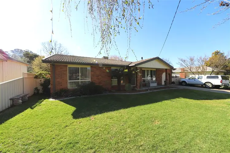 33A Forest Street, Tumut NSW 2720