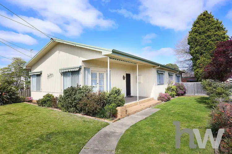 16 Glover Street, Newcomb VIC 3219