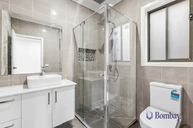 Sixth view of Homely house listing, 5. Riverglen Drive, Craigieburn VIC 3064