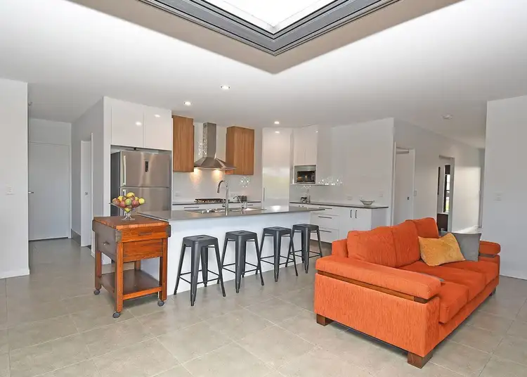 Third view of Homely house listing, 10 Spyglass Court, Pialba QLD 4655