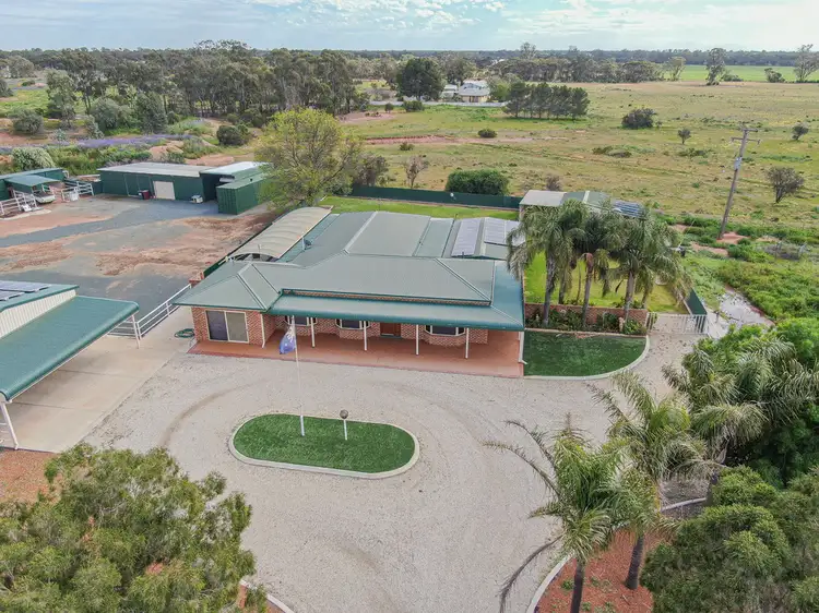89 Centenary Drive, Wyalong NSW 2671
