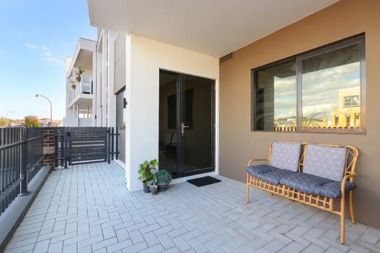 Fourth view of Homely unit listing, 18/1 Glenariff Boulevard, Canning Vale WA 6155