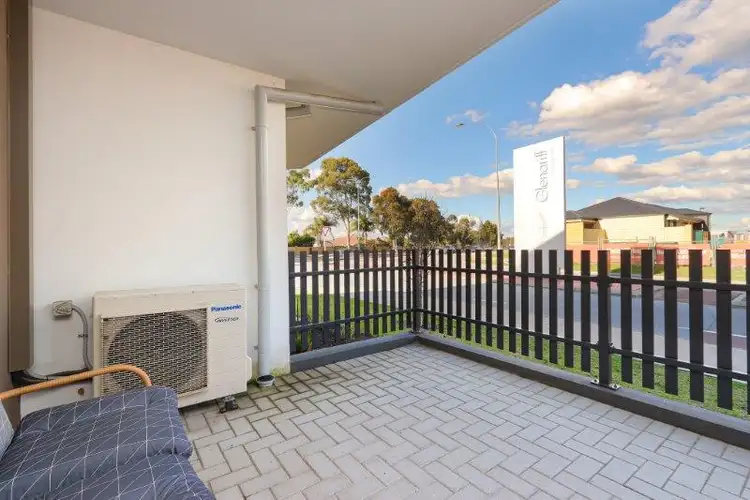 Fifth view of Homely unit listing, 18/1 Glenariff Boulevard, Canning Vale WA 6155