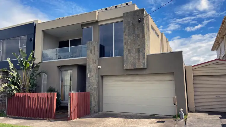 Second view of Homely house listing, 4/191 Beach Road, Mordialloc VIC 3195