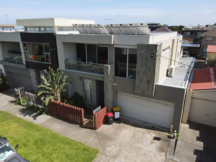 Third view of Homely house listing, 4/191 Beach Road, Mordialloc VIC 3195