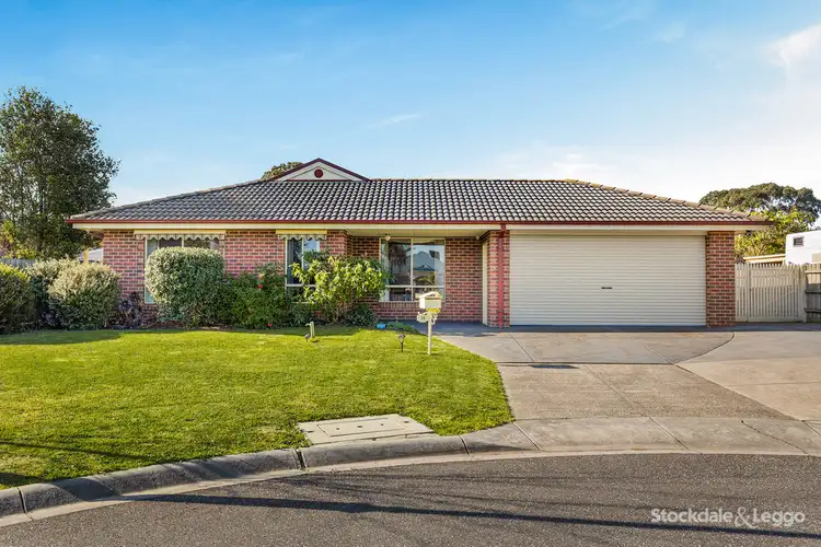 28 Gillian Place, Pakenham VIC 3810