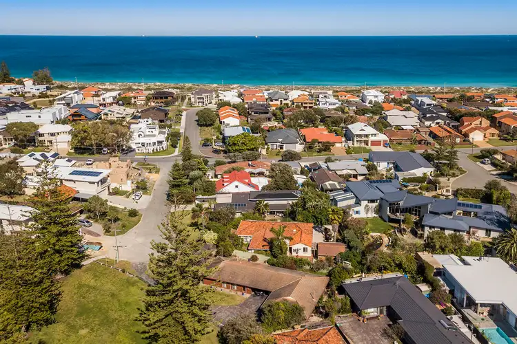 Sixth view of Homely house listing, 10 & 12 Fyfe Court, Trigg WA 6029