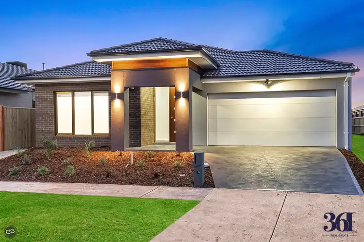 Second view of Homely house listing, 8 Croxden Avenue, Thornhill Park VIC 3335