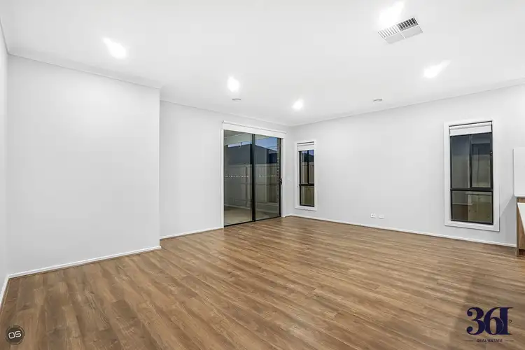 Sixth view of Homely house listing, 8 Croxden Avenue, Thornhill Park VIC 3335