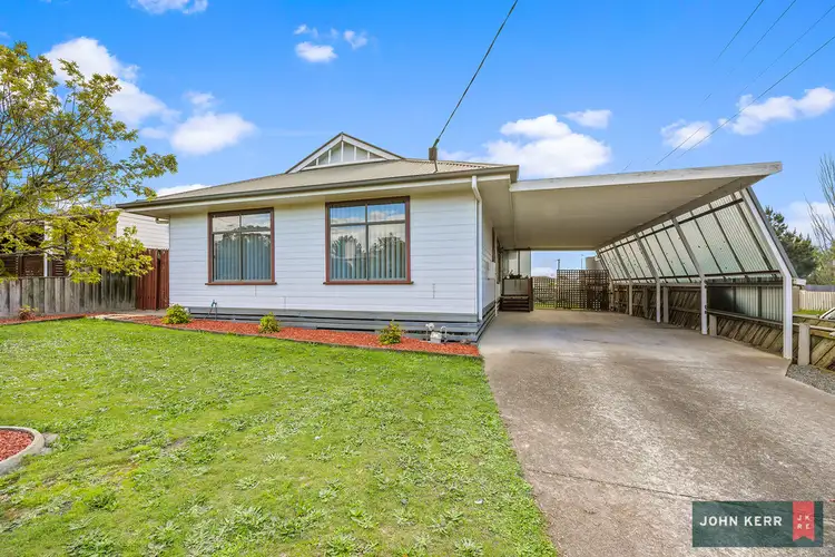 42 Alexander Avenue, Moe VIC 3825