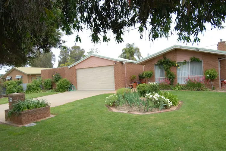 214 Albert Street, Deniliquin NSW 2710
