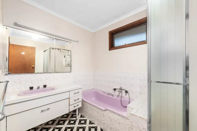 Fifth view of Homely house listing, 8 Electra Court, Forest Hill VIC 3131