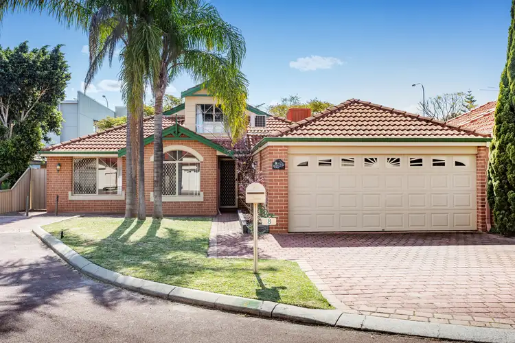 8 Selwyn Place, Rivervale WA 6103