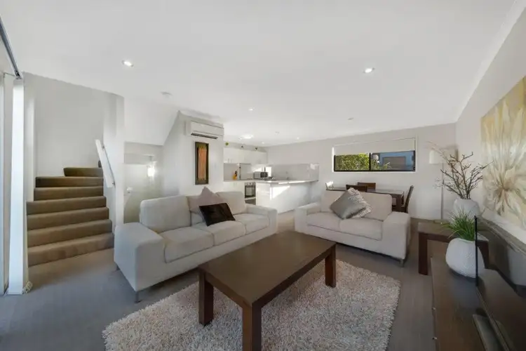 Second view of Homely unit listing, 4/46 YARROON STREET, Gladstone Central QLD 4680