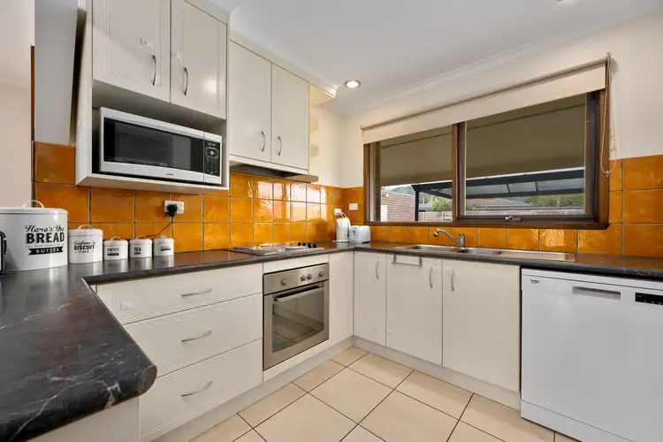 Fifth view of Homely house listing, 10 Maneroo Court, Wodonga VIC 3690