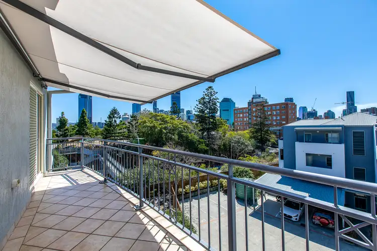 Seventh view of Homely apartment listing, 11/446 Main Street, Kangaroo Point QLD 4169
