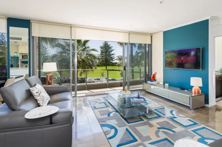 Fourth view of Homely unit listing, 2/173 Old Burleigh Road, Broadbeach QLD 4218