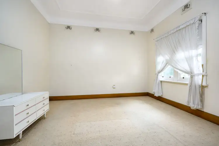 Sixth view of Homely house listing, 443 Smollett Street, Albury NSW 2640